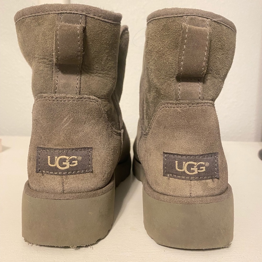 Ugg Kristin Mini Boots / Gray